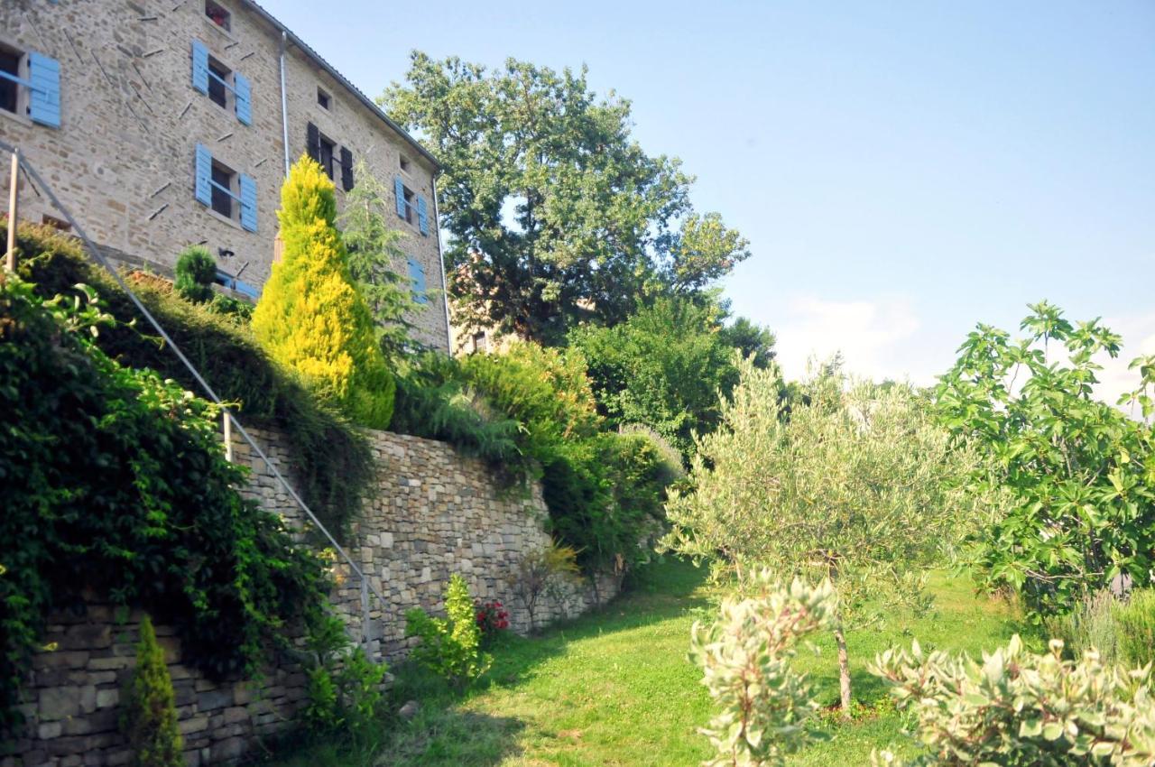 Ruine-Motovun Kh Exterior foto