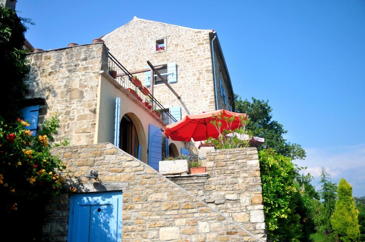 Ruine-Motovun Kh Exterior foto