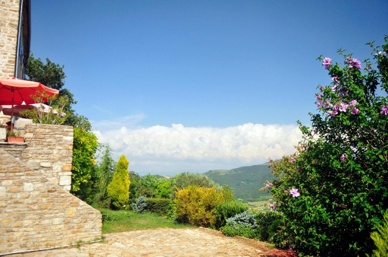 Ruine-Motovun Kh Exterior foto