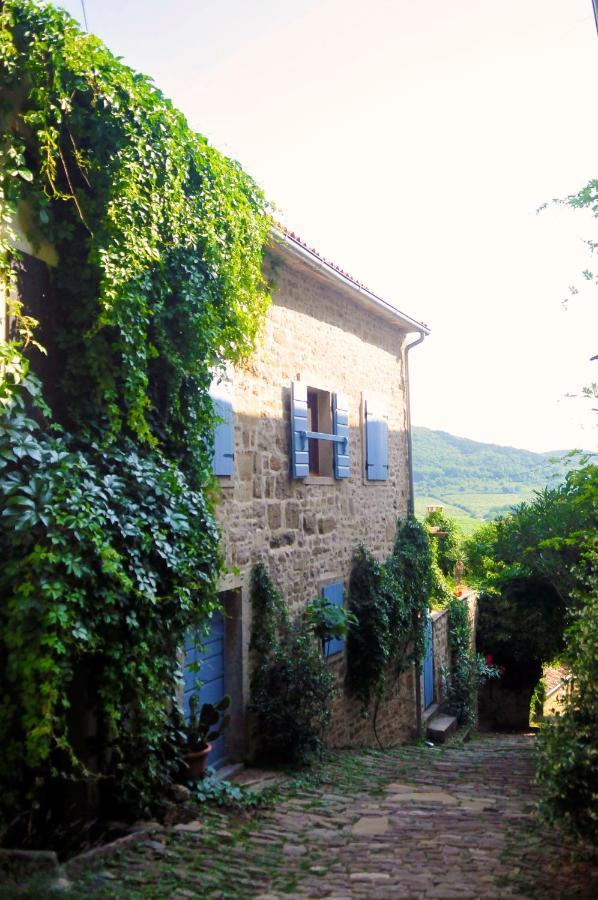 Ruine-Motovun Kh Exterior foto